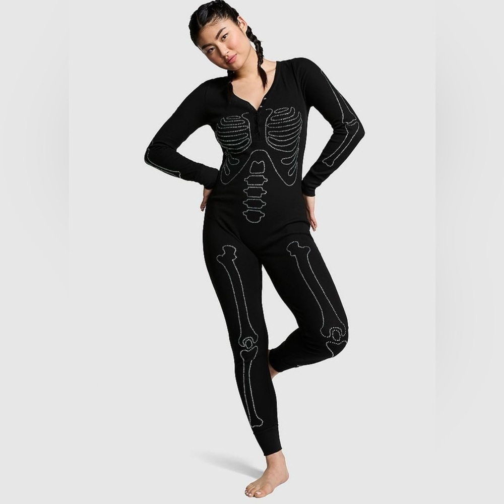 Vs. Pink bling skeleton onesie-large NWT